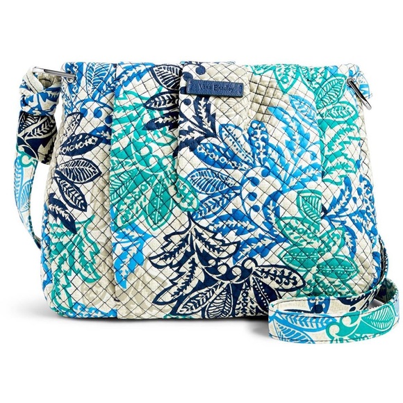 Vera Bradley Handbags - NWT Vera Bradley Hadley Crossbody Bag in Santiago